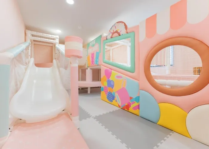 Denbasta Kids Hotel *